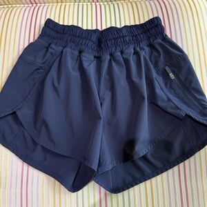 Lululemon Athletica Navy Athletic Shorts Lightweight Relaxed Fit